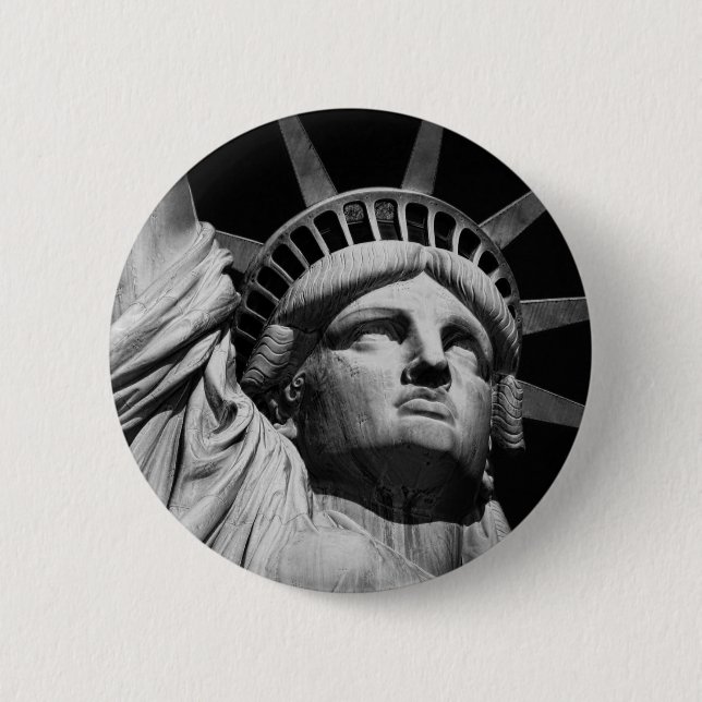 Close-up Black White Statue of Liberty New York 6 Cm Round Badge (Front)