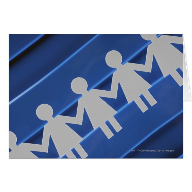 Close-up of paper chain dolls (Front Horizontal)