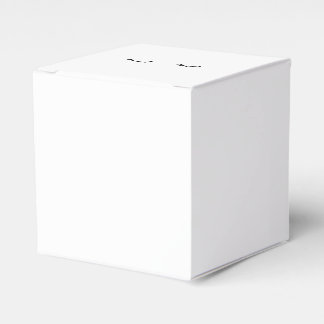 Closed eyes, just eyelashes favour box
