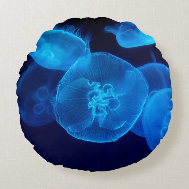 CLOSEUP PHOTOGRAPHY OF SWARM OF JELLYFISH ROUND CUSHION (Front)
