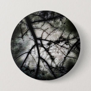Closing In 7.5 Cm Round Badge
