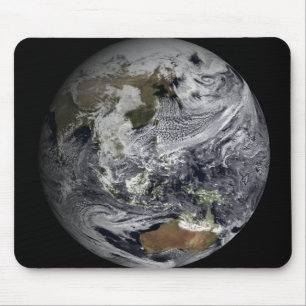 Cloud simulation of the full Earth Mouse Mat