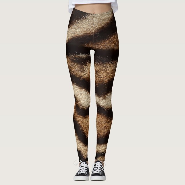 Clouded leopard fur, exotic pattern. leggings (Front)