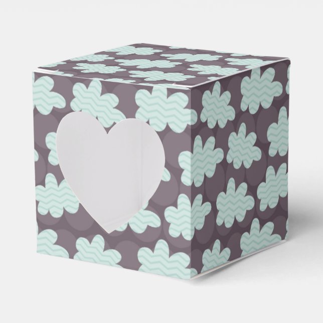 Clouds and Giraffes Favour Box (Front Side)