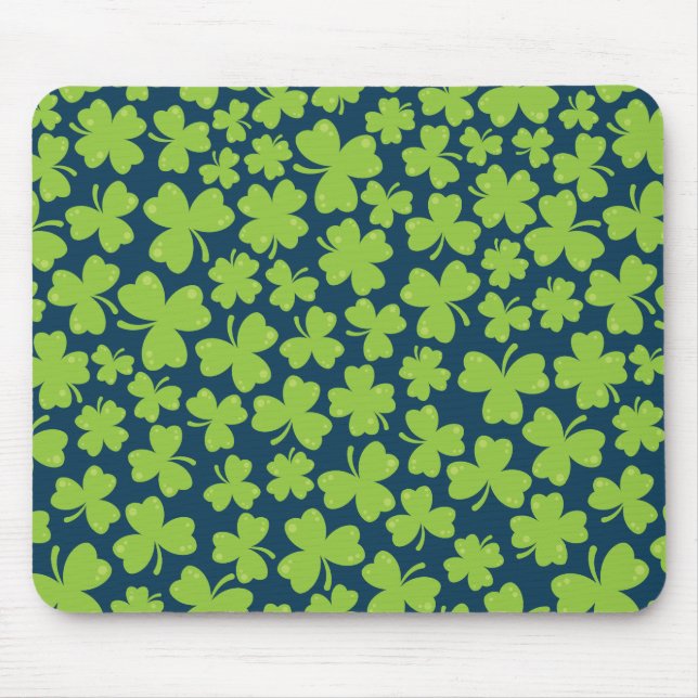 Clover Leaf Illustration Mouse Mat (Front)