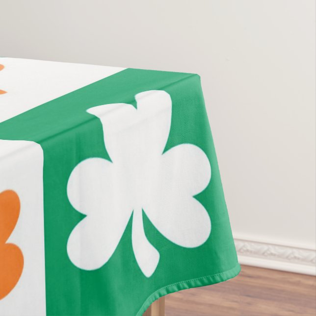 Clovers Tablecloth (In Situ)