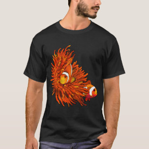 Clown Fish snuggling with their Anemone T-Shirt