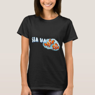 Clownfishes with SEA YA greetings (small design) i T-Shirt