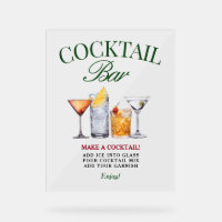 Cocktail Bar Green & Red Classy