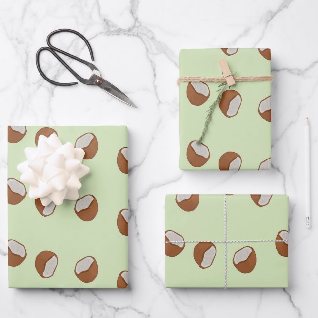Coconut slices pattern on green wrapping paper sheet (Front)