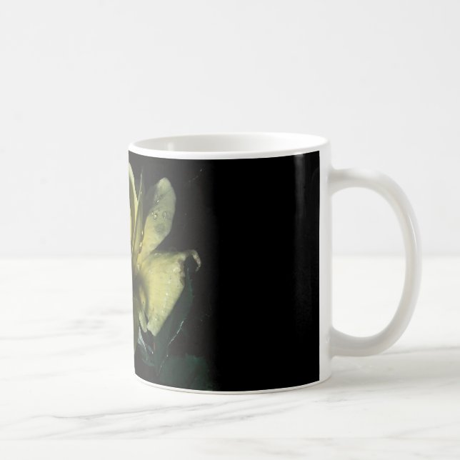 coffee mug with yellow rose (Right)