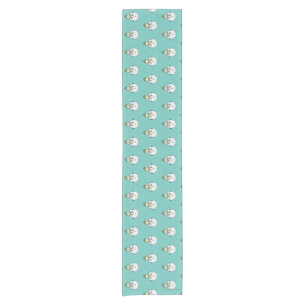 Cold snowman short table runner