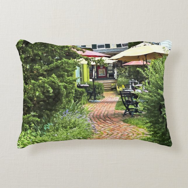 Cold Spring NY - Outdoor Dining on the Patio Decorative Cushion (Front)