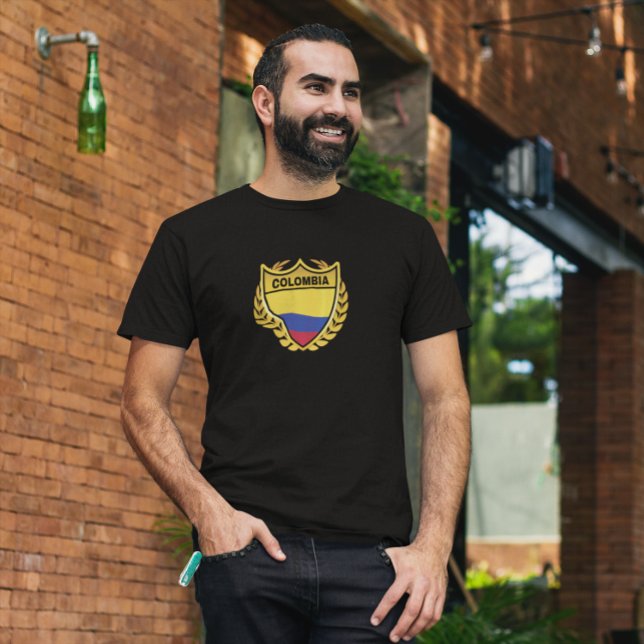 Colombia National Flag Gold Crest Badge T-Shirt (Colombia National Flag Gold Crest Badge T-Shirt)