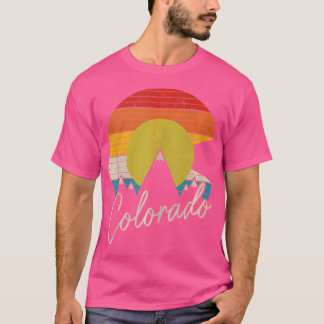 Colorado Flag Vintage Rocky Mountains Hiking Ski T-Shirt