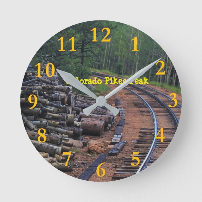 Colorado Pikes Peak Round Clock (Front)