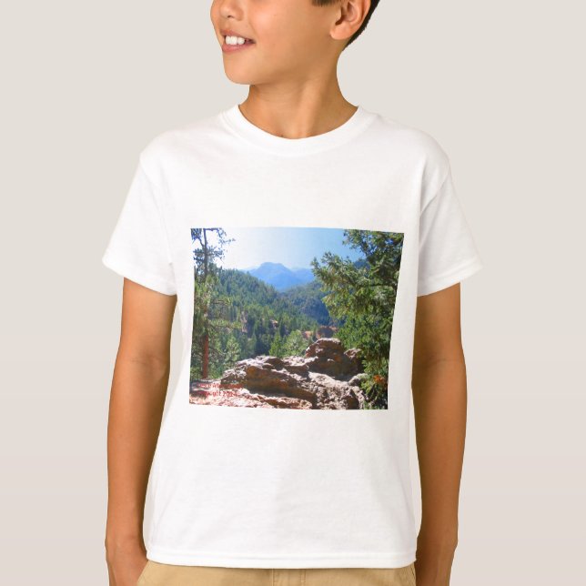 Colorado Rocky Mountains with red rocks T-Shirt (Front)
