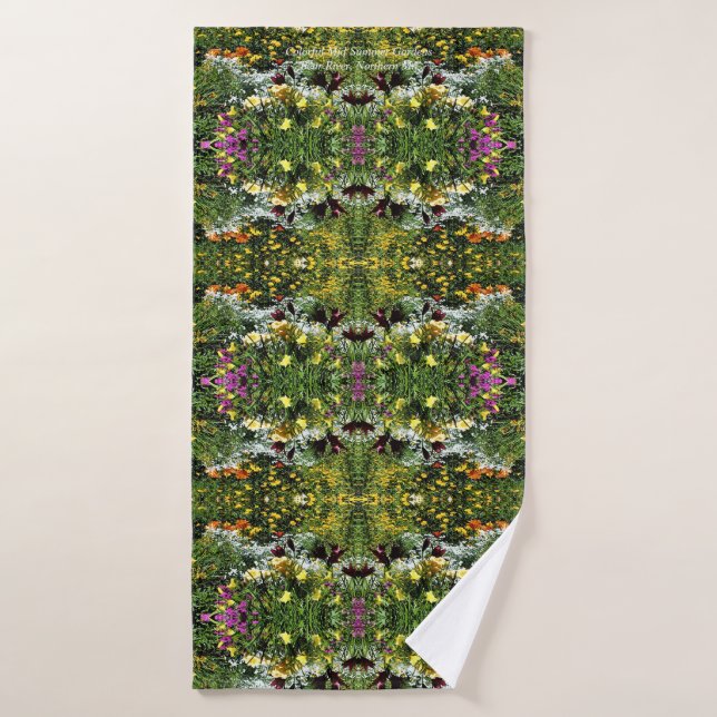 Colorfuil Mid Summer Gardens Bath Towel (Bath Towel)