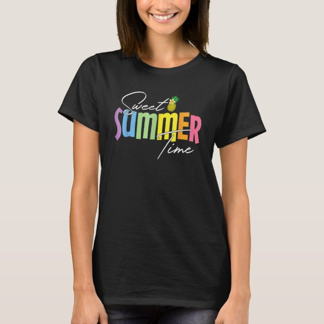 Colorful Sweet Summer Time Nice Graphic Pineapple  T-Shirt (Front)