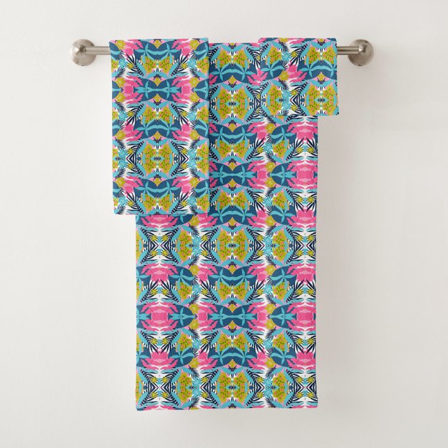 Colorful towel set with vibrant geometric pattern  (Creator Uploaded)