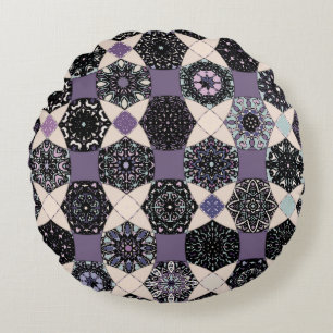 Colorful vintage seamless pattern with floral and round cushion