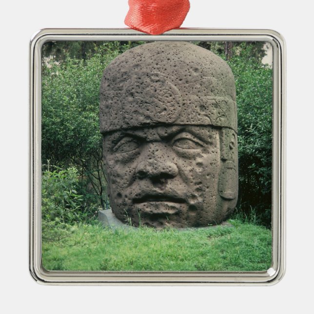 Colossal Head Metal Tree Decoration (Front)