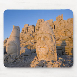 Colossal head statues of Gods guarding the Mouse Mat