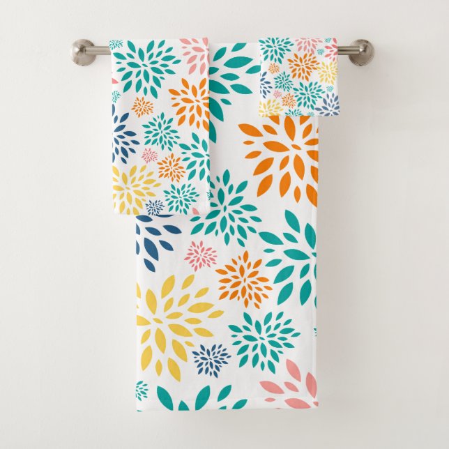 Colourful abstract flowers pattern bath towel set (Insitu)