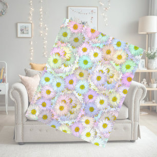 Colourful daisy pattern - pastel fleece blanket