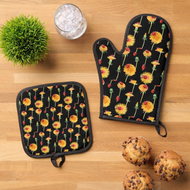 Colourful Dandelions and Sweet Ladybugs  Oven Mitt & Pot Holder Set (Top Down)