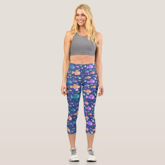 Colourful fishes underwater capri leggings