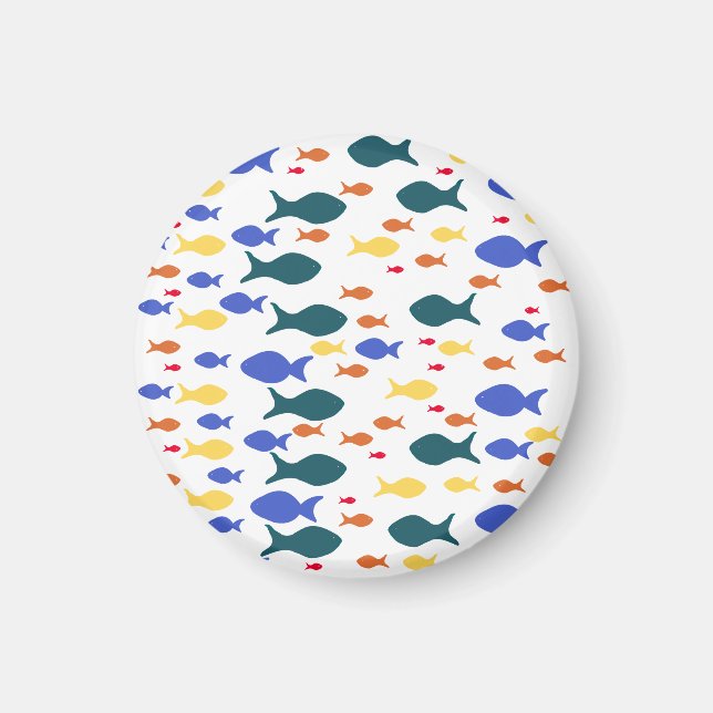 Colourful FishesSmall, 3.2 Cm Round Magnet (Front)