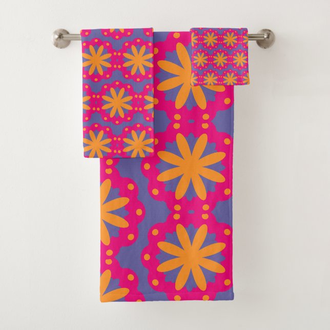 Colourful Geometric Flower Design Bath Towel Set (Insitu)