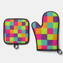Colourful Geometric Squares