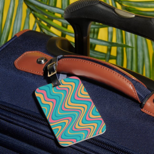 colourful luggage tag (Front Insitu 1)