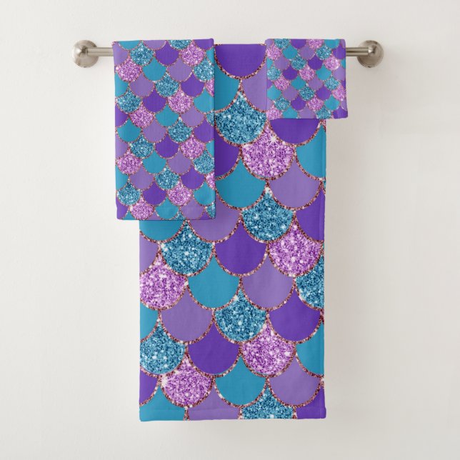 Colourful mermaid scales pattern bath towel set (Insitu)