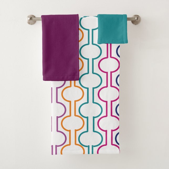 Colourful Open Circles Bath Towel Set (Insitu)