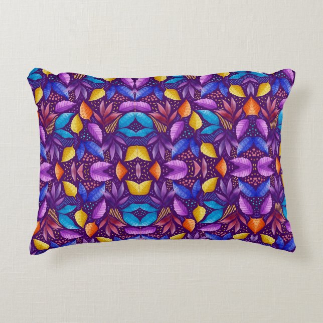 Colourful pillow with symmetrical abstract pattern (Front)
