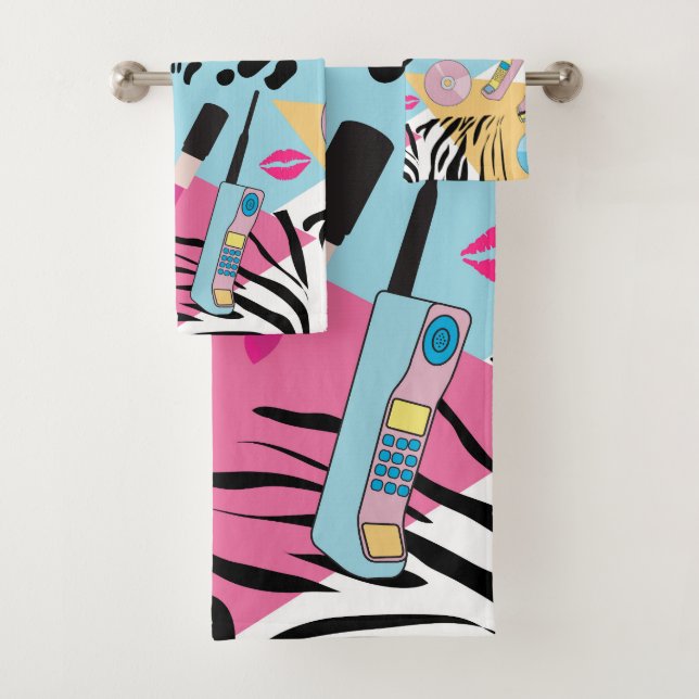 Colourful Retro 1990's Nineties Pattern Bath Towel Set (Insitu)