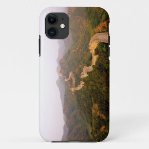 Colourful scenic at the great Wall of China in iPhone 11 Case