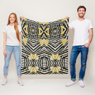 Colourful Splashes and Dynamic Lines Fleece Blanket