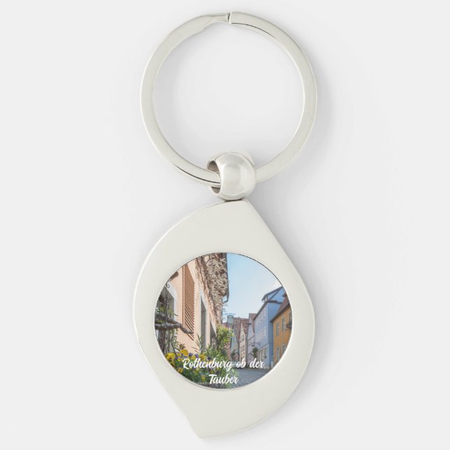 Colourful street in Rothenburg ob der Tauber Key Ring (Front)