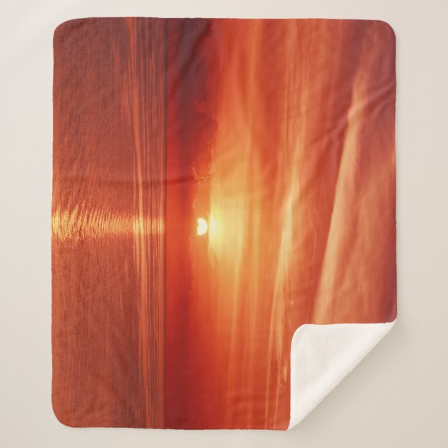 Colourful sunrise at sea, dramatic clouds. sherpa blanket (Front)
