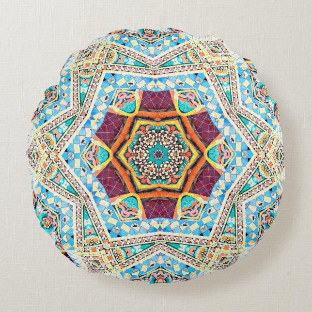 Colourful tribal ethnic seamless pattern round cushion (Front)