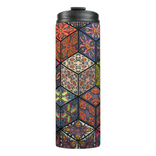 Colourful vintage seamless pattern with floral and thermal tumbler