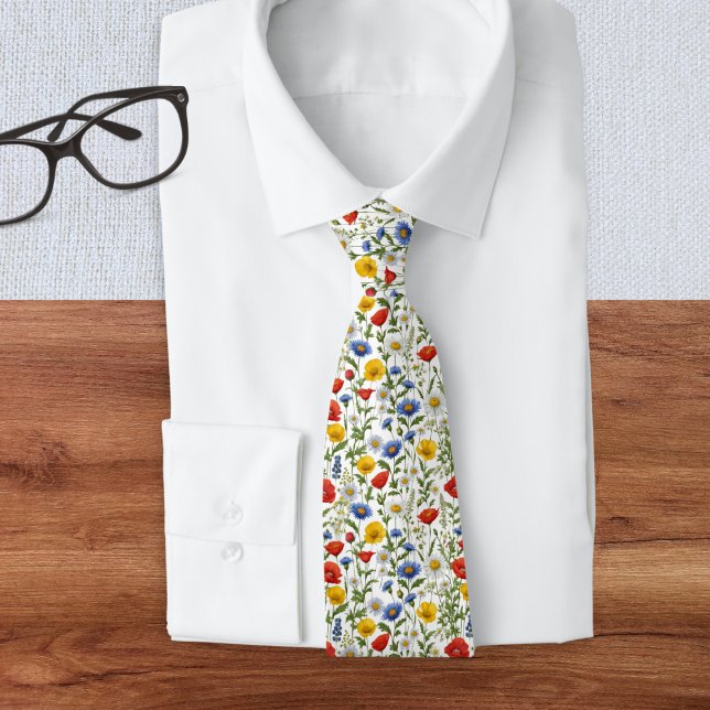 Colourful Wildflower Pattern Elegant Summer Floral Tie (A stylish and elegant tie with pattern of summer wildflowers in bright colors)