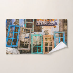 Colourful window frames bath towel set