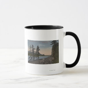 Columbia River, Oregon - Highway West of Oneonta Mug
