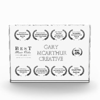 Commemorative Laurels Photo Block