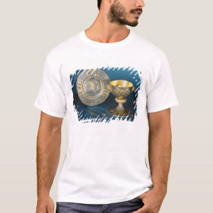 Communion Cup, Plate and Fistulae T-Shirt